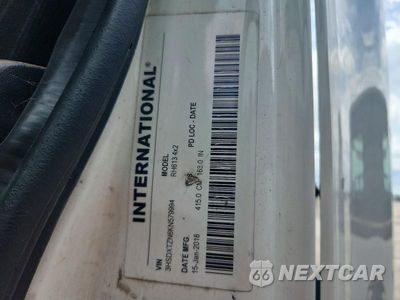 Zdjęcie 19 z 20 samochodu: 2019 INTERNATIONAL RH613 SEMI TRUCK VIN:3HSDXTZN6KN579994 - miniatura