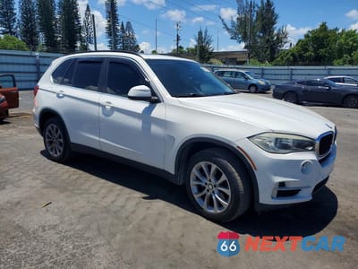 Czwarte zdjęcie samochodu z boku: 2016 BMW X5 XDRIVE35I VIN:5UXKR0C52G0P26232 - miniatura