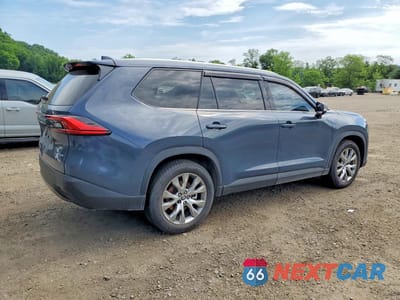Trzecie zdjęcie samochodu z tyłu: 2024 TOYOTA GRAND HIGHLANDER LIMITED VIN:5TDAAAB50RS043103 - miniatura