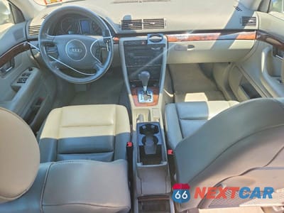 Zdjęcie 8 z 13 samochodu: 2004 AUDI A4 3.0 AVANT QUATTRO VIN:WAUVT68E34A025357 - miniatura