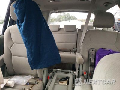 Zdjęcie 10 z 13 samochodu: 2007 HONDA ODYSSEY VIN:5FNRL38417B054801 - miniatura