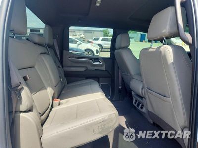 Zdjęcie 10 z 12 samochodu: 2023 GMC SIERRA K1500 SLT VIN:3GTUUDEDXPG345633 - miniatura