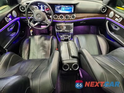 Zdjęcie 8 z 13 samochodu: 2017 MERCEDES-BENZ E 300 4MATIC VIN:WDDZF4KB9HA030976 - miniatura