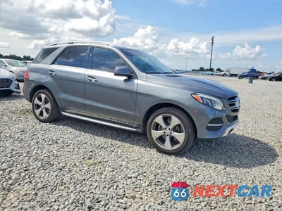Czwarte zdjęcie samochodu z boku: 2017 MERCEDES-BENZ GLE 350 VIN:4JGDA5JB5HA837520 - miniatura