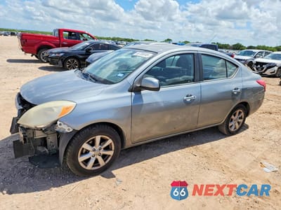 2012 NISSAN VERSA 1.6 S 3N1CN7AP4CL826833 - główne zdjęcie licytacji z USA - miniatura