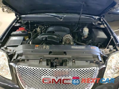 Zdjęcie 12 z 13 samochodu: 2011 GMC YUKON XL DENALI VIN:1GKS2MEF6BR274166 - miniatura