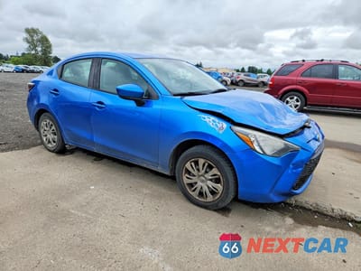 Czwarte zdjęcie samochodu z boku: 2019 TOYOTA YARIS L VIN:3MYDLBYV8KY521739 - miniatura