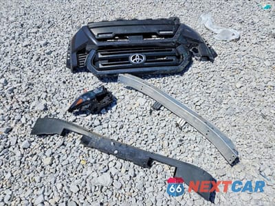 Zdjęcie 12 z 13 samochodu: 2024 TOYOTA TACOMA SR5 VIN:3TMKB5FN8RM022275 - miniatura