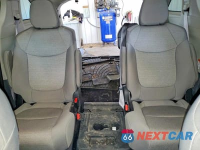 Zdjęcie 10 z 14 samochodu: 2024 TOYOTA SIENNA LE VIN:5TDKSKFC5RS109256 - miniatura