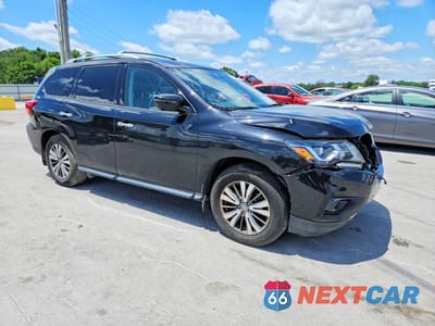 Czwarte zdjęcie samochodu z boku: 2020 NISSAN PATHFINDER SL VIN:5N1DR2CN9LC631600 - miniatura