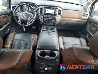 Zdjęcie 8 z 12 samochodu: 2018 NISSAN TITAN PLATINUM RESERVE VIN:1N6AA1E54JN545003 - miniatura