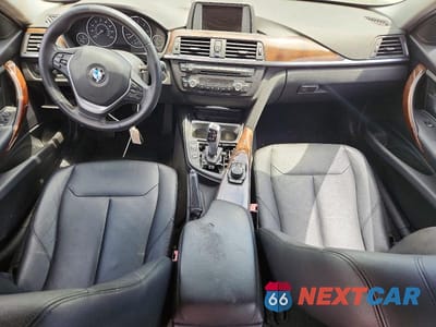 Zdjęcie 8 z 12 samochodu: 2015 BMW 328 D VIN:WBA3D3C56FK157620 - miniatura