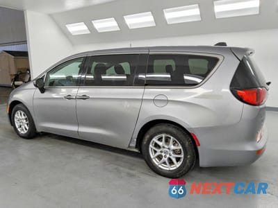 Drugie zdjęcie samochodu z przodu: 2021 CHRYSLER VOYAGER LX VIN:2C4RC1CGXMR580298 - miniatura