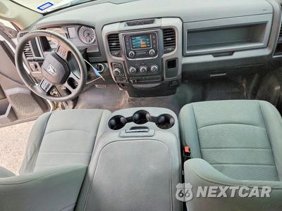 Zdjęcie 8 z 12 samochodu: 2019 RAM 1500 CLASSIC TRADESMAN VIN:1C6RR7FT2KS728098 - miniatura
