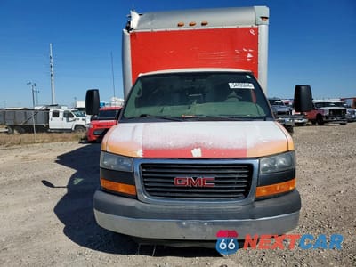 Piąte zdjęcie samochodu w środku: 2015 GMC SAVANA CUT - BOX TRUCK VIN:1GD373CG3F1131442 - miniatura