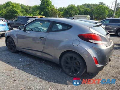 Drugie zdjęcie samochodu z przodu: 2016 HYUNDAI VELOSTER BASE VIN:KMHTC6AD0GU277142 - miniatura