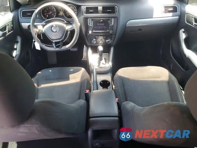 Zdjęcie 8 z 12 samochodu: 2016 VOLKSWAGEN JETTA SE VIN:3VWD67AJ3GM279884 - miniatura