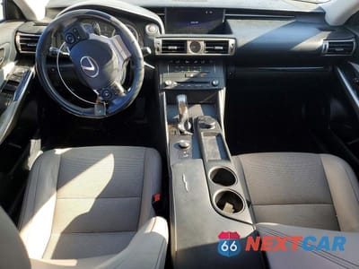 Zdjęcie 8 z 12 samochodu: 2015 LEXUS IS 250 VIN:JTHBF1D24F5048300 - miniatura