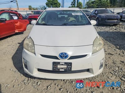 Piąte zdjęcie samochodu w środku: 2010 TOYOTA PRIUS III VIN:JTDKN3DU4A0084513 - miniatura