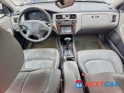Zdjęcie 8 z 12 samochodu: 1999 HONDA ACCORD EX VIN:1HGCG1656XA062770 - miniatura