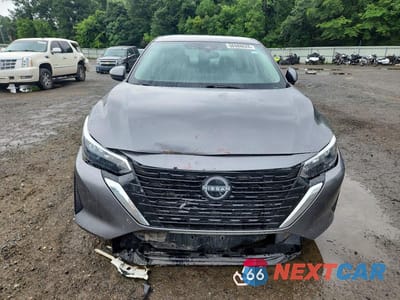 Piąte zdjęcie samochodu w środku: 2024 NISSAN SENTRA SV VIN:3N1AB8CV3RY319497 - miniatura