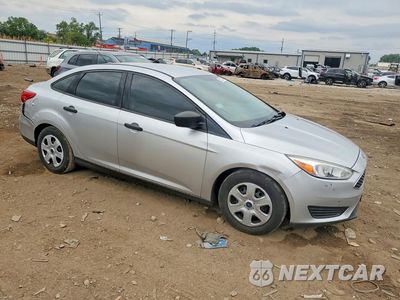 Czwarte zdjęcie samochodu z boku: 2017 FORD FOCUS S VIN:1FADP3E2XHL234879 - miniatura