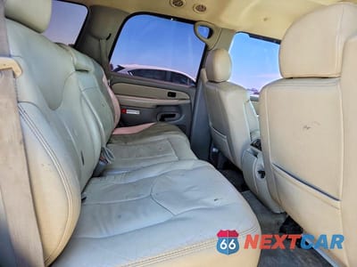 Zdjęcie 11 z 13 samochodu: 2000 GMC YUKON VIN:1GKEK13T2YJ125216 - miniatura
