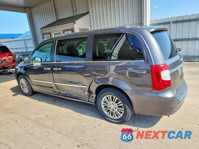Drugie zdjęcie samochodu z przodu: 2016 CHRYSLER TOWN & COUNTRY TOURING L VIN:2C4RC1CG3GR105337 - miniatura