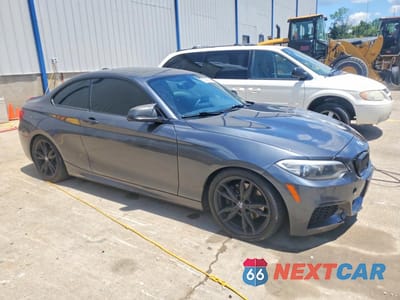 Czwarte zdjęcie samochodu z boku: 2015 BMW 228 XI VIN:WBA1F7C59FVX95772 - miniatura
