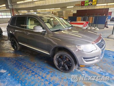 Czwarte zdjęcie samochodu z boku: 2008 VOLKSWAGEN TOUAREG 2 V8 VIN:WVGCB77L08D003352 - miniatura
