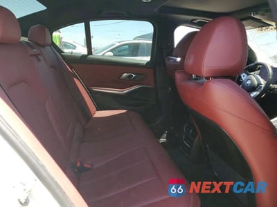 Zdjęcie 10 z 12 samochodu: 2023 BMW 330I VIN:3MW69FF03P8D40380 - miniatura