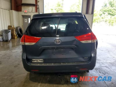 Zdjęcie 6 z 13 samochodu: 2014 TOYOTA SIENNA XLE 8-PASSENGER VIN:5TDYK3DC4ES449267 - miniatura
