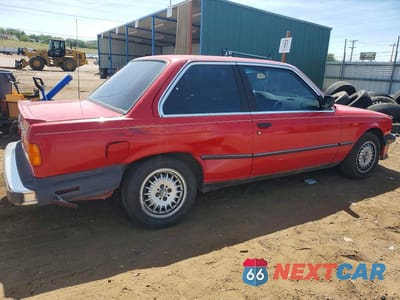 Trzecie zdjęcie samochodu z tyłu: 1986 BMW 325 E VIN:WBAAB5401G9687207 - miniatura