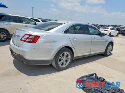 Trzecie zdjęcie samochodu z tyłu: 2016 FORD TAURUS SE VIN:1FAHP2D82GG129259 - miniatura