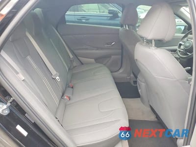 Zdjęcie 10 z 12 samochodu: 2024 HYUNDAI ELANTRA SEL VIN:KMHLM4DG2RU816029 - miniatura