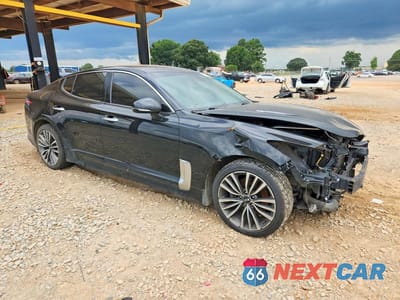 Czwarte zdjęcie samochodu z boku: 2019 KIA STINGER BASE VIN:KNAE15LA1K6053159 - miniatura