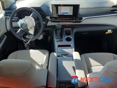 Zdjęcie 8 z 13 samochodu: 2026 TOYOTA SIENNA LE VIN:5TDKSKFC7TS231527 - miniatura