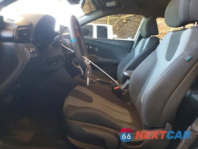 Zdjęcie 7 z 13 samochodu: 2019 HYUNDAI VELOSTER 2.0L VIN:KMHTG6AF8KU016338 - miniatura