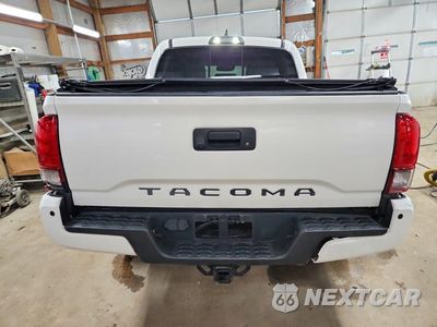 Zdjęcie 6 z 12 samochodu: 2019 TOYOTA TACOMA TRD OFF-ROAD VIN:3TMCZ5AN2KM208598 - miniatura