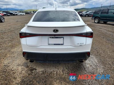 Zdjęcie 6 z 12 samochodu: 2021 LEXUS IS 300 VIN:JTHC81F29M5044834 - miniatura