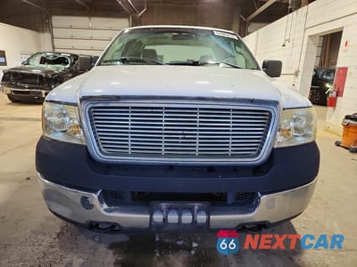 Piąte zdjęcie samochodu w środku: 2005 FORD F150 VIN:1FTRX14W15NB35585 - miniatura