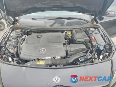 Zdjęcie 11 z 12 samochodu: 2018 MERCEDES-BENZ CLA 250 VIN:WDDSJ4EBXJN592718 - miniatura