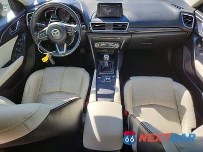 Zdjęcie 8 z 12 samochodu: 2018 MAZDA 3 GRAND TOURING VIN:3MZBN1M35JM265593 - miniatura