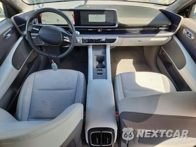 Zdjęcie 8 z 12 samochodu: 2023 HYUNDAI IONIQ 6 SEL VIN:KMHM34ACXPA038523 - miniatura