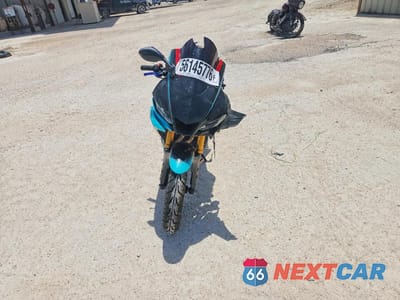 Drugie zdjęcie samochodu z przodu: 2020 YAMAHA YZFR3 VIN:MH3RH18Y6LK002782 - miniatura