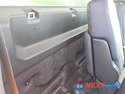 Zdjęcie 10 z 12 samochodu: 2023 CHEVROLET SILVERADO C1500 VIN:3GCNAAEKXPG353502 - miniatura