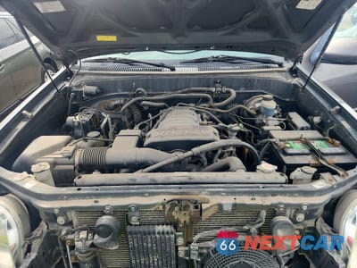 Zdjęcie 11 z 12 samochodu: 2004 TOYOTA SEQUOIA LIMITED VIN:5TDBT48A24S220392 - miniatura