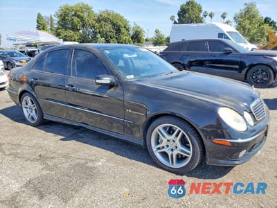 Czwarte zdjęcie samochodu z boku: 2006 MERCEDES-BENZ E 55 AMG VIN:WDBUF76J96A950027 - miniatura