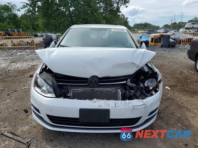 Piąte zdjęcie samochodu w środku: 2016 VOLKSWAGEN GOLF S/SE VIN:3VW217AU1GM037224 - miniatura