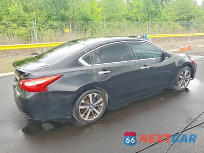 Trzecie zdjęcie samochodu z tyłu: 2016 NISSAN ALTIMA 2.5 SR VIN:1N4AL3AP9GC190498 - miniatura